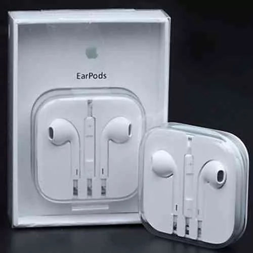 EarPods with Remote and Mic compatible with iPhone@ ido.lk